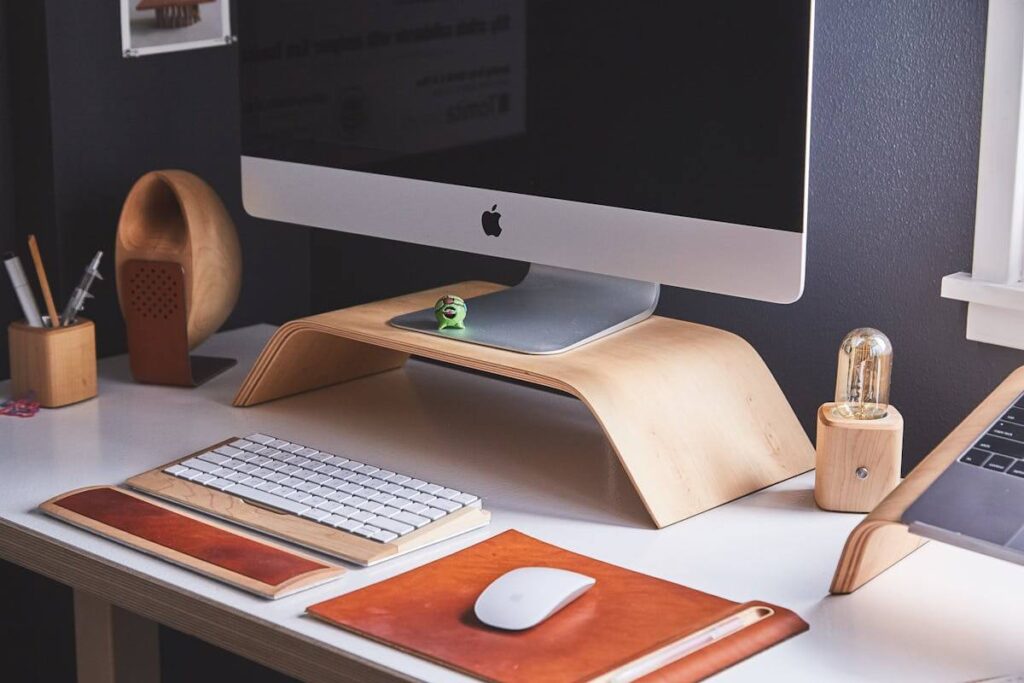 A clean desk for a productive working environment